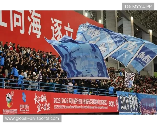 山城热血绿茵夜燃动全城重庆超级联赛掀起全民足球狂欢夏日热潮